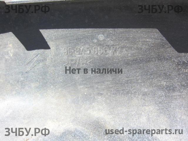 Citroen C4 (1) Бампер передний