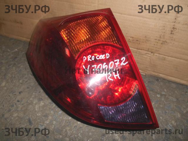 KIA Ceed 1 Фонарь правый