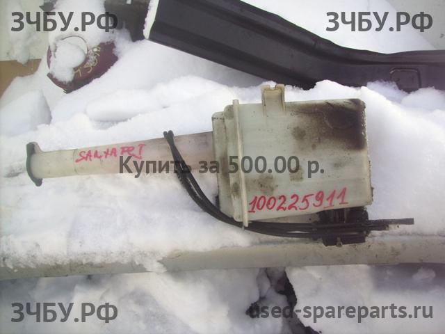 Hyundai Santa Fe 1 (SM) Бачок омывателя лобового стекла