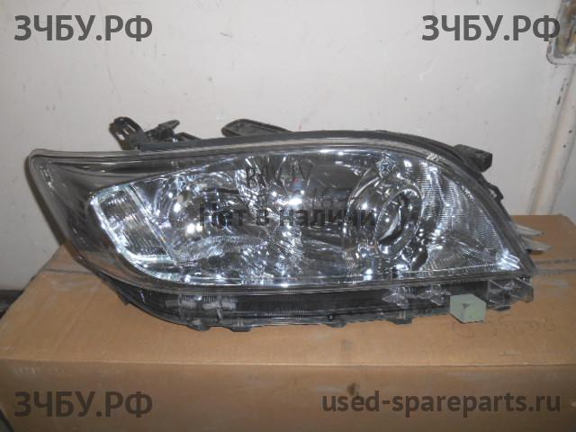 Toyota RAV 4 (3) Фара правая