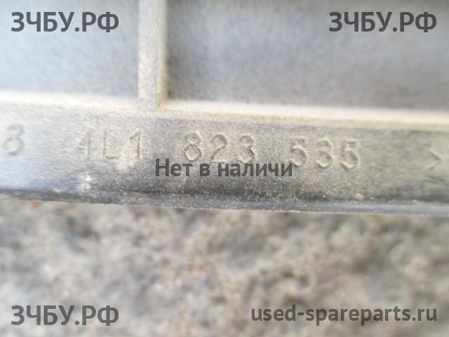 Audi Q7 [4L] Трос открывания капота