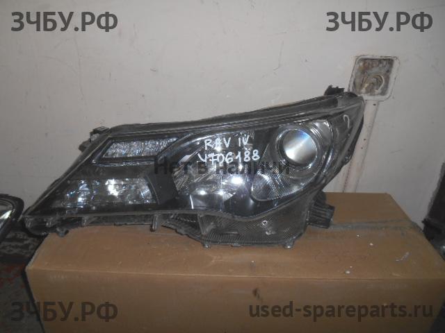 Toyota RAV 4 (4) Фара левая
