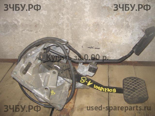 Audi A8 (2) [D3,4E] Блок педалей