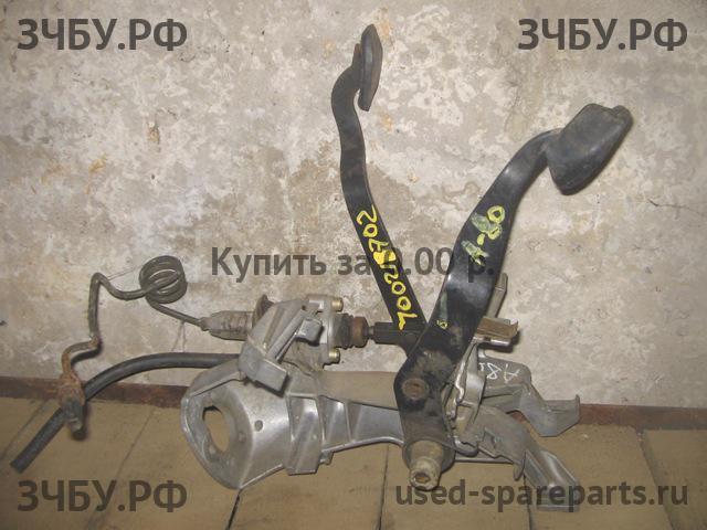 Audi 80/90 [B4] Блок педалей