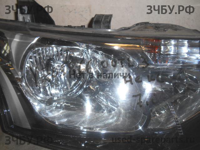 Mitsubishi Outlander 3 Фара правая