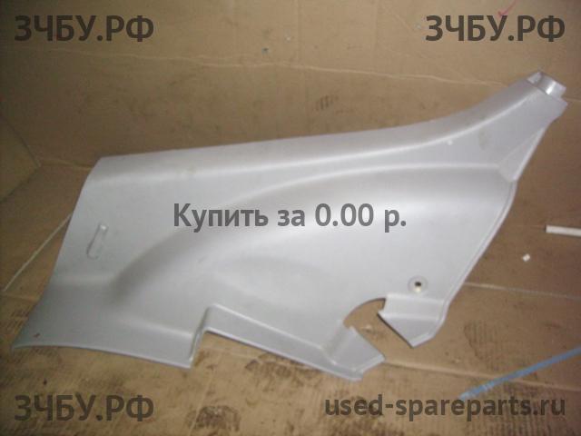 Lexus RX (2) 300/330/350/400h Обшивка багажника боковая левая