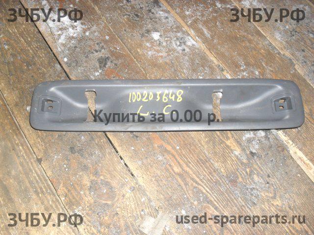 Toyota Land Cruiser 200 Пластик салона