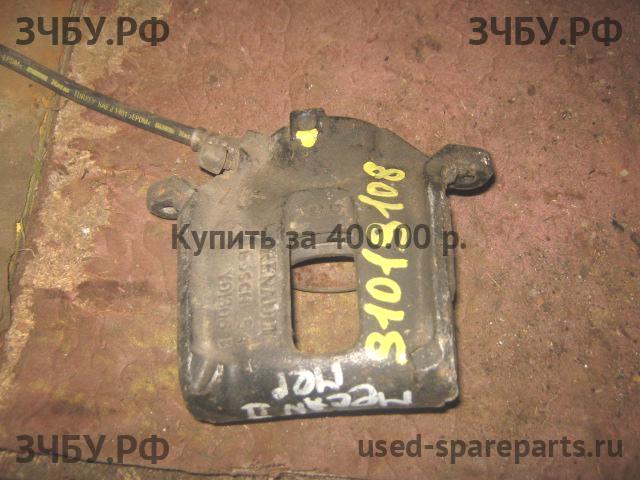 Renault Megane 2 Суппорт передний правый (в сборе со скобой)