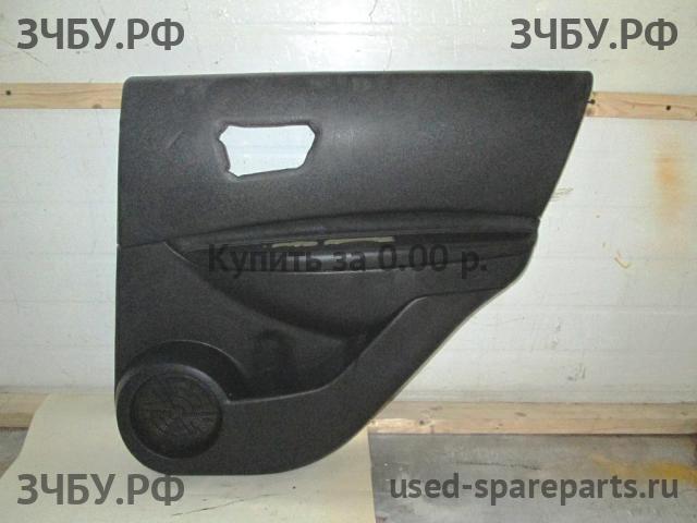 Nissan Qashqai (J10) Обшивка двери задней правой