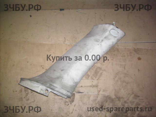 Lexus RX (2) 300/330/350/400h Накладка стойки задней правой