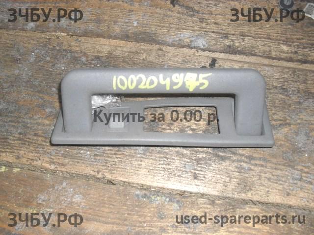 Audi 80/90 [B4] Ручка внутренняя потолочная