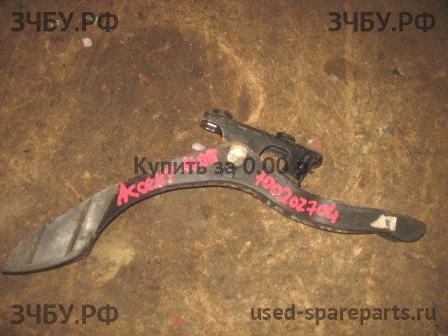 Hyundai Accent 2 Педаль газа