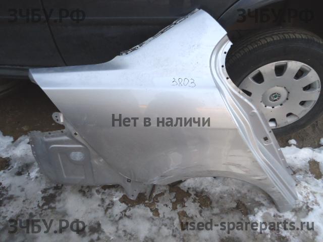 Honda Civic 8 (4D) Крыло заднее правое