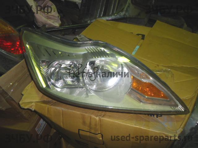 Ford Focus 2 (рестайлинг) Фара правая