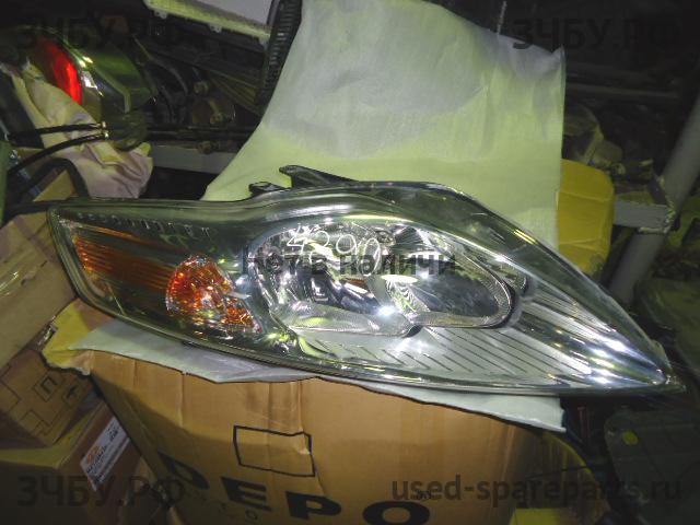 Ford Mondeo 4 Фара правая