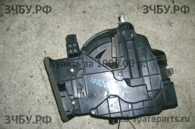 Chevrolet Aveo 1 (T200) Корпус отопителя (корпус печки)