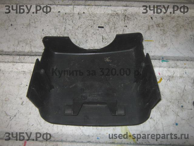Audi 80/90 [B4] Кожух рулевой колонки