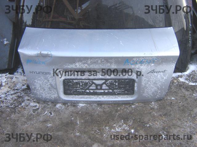 Hyundai Accent 2 Крышка багажника
