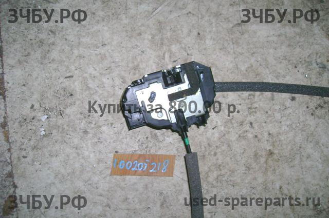 Nissan Qashqai (J10) Замок двери задней левой