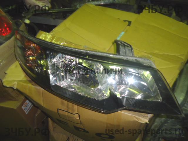 KIA Cerato 2 Фара правая