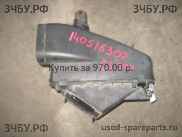 Lexus GS (1) 300 Корпус воздушного фильтра