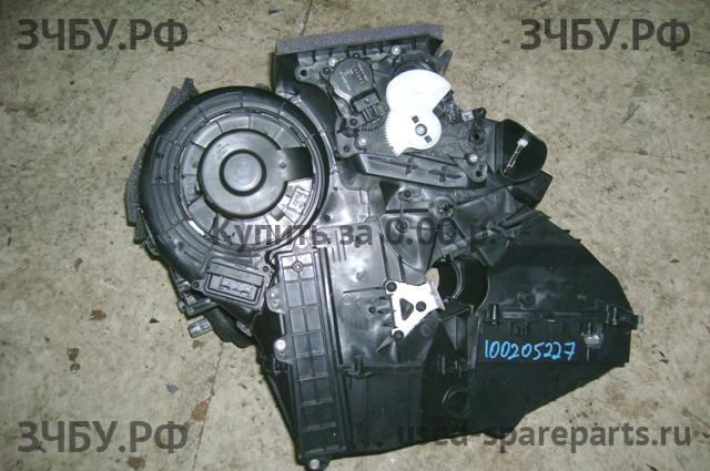 Ford Focus 2 (рестайлинг) Корпус отопителя (корпус печки)