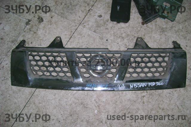 Nissan NP300 1 (D40) Решетка радиатора