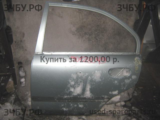 Mitsubishi Carisma (DA) Дверь задняя левая