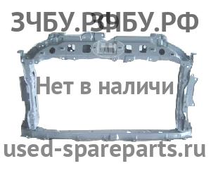 Toyota Yaris 2 Панель передняя (телевизор)