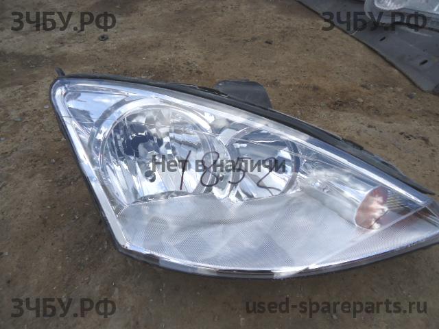 Ford Focus 1 Фара правая