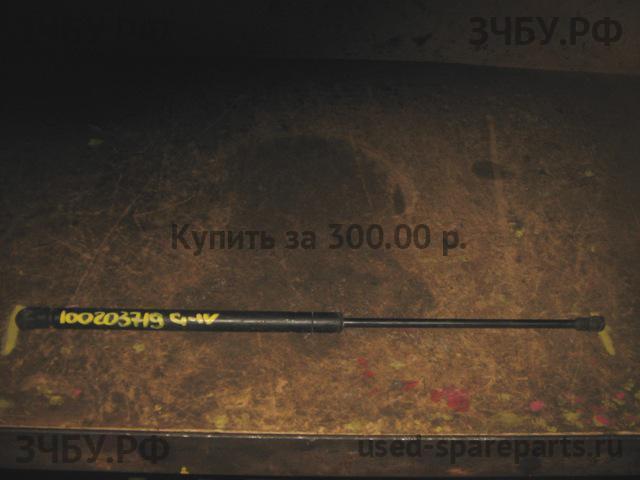 Volkswagen Golf 4 Амортизатор крышки багажника