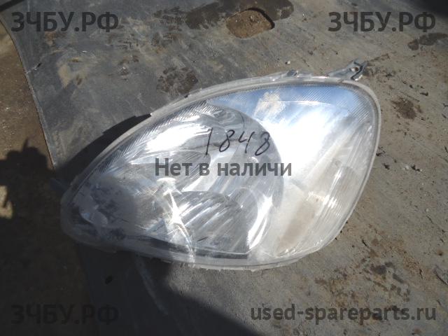 Toyota Vitz 1 Фара левая