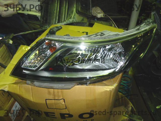 KIA Rio 3 Фара левая