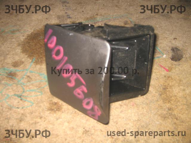 Mitsubishi Lancer 9 [CS/Classic] Пепельница