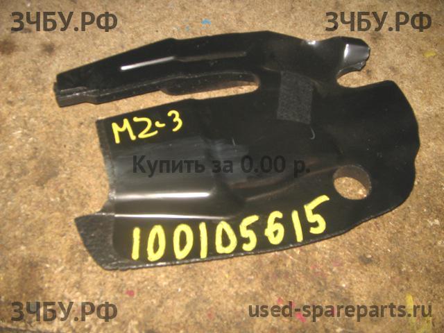 Mazda 3 [BK] Пластик салона