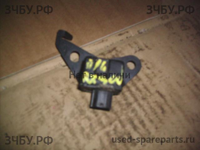 Lexus RX (1) 300 Датчик удара AIR BAG (SRS)