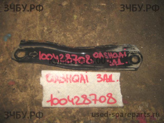 Nissan Qashqai+2 (JJ10) Рычаг задний