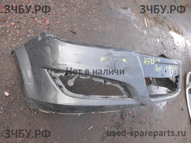 Opel Astra H Бампер передний