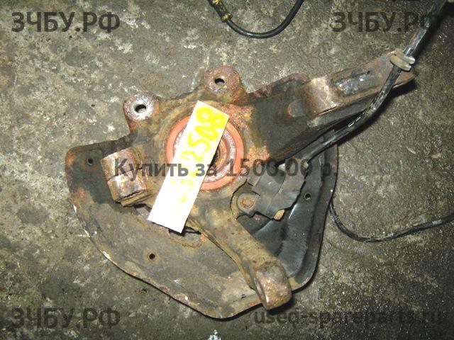 Opel Vectra B Кулак поворотный передний правый (со ступицей)