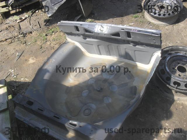 Toyota Corolla (E12) Панель задняя