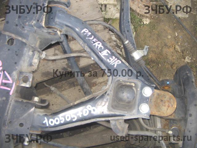 Mitsubishi Pajero/Montero 4 Рычаг задний правый