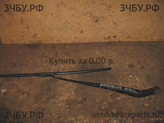 Toyota Auris 1 (E150) Поводок стеклоочистителя передний