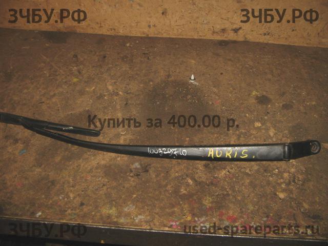Toyota Auris 1 (E150) Поводок стеклоочистителя передний