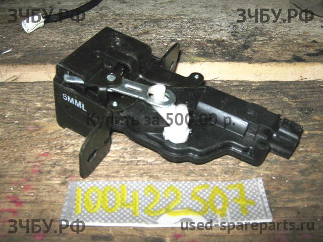 KIA Sorento 1 Замок багажника