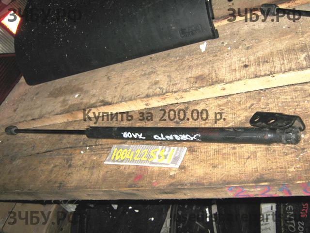 KIA Sorento 1 Амортизатор крышки багажника