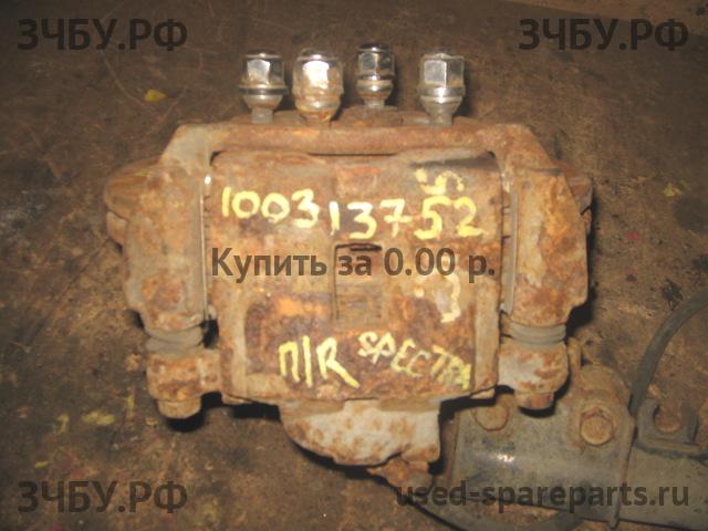 KIA Spectra Суппорт передний правый (в сборе со скобой)