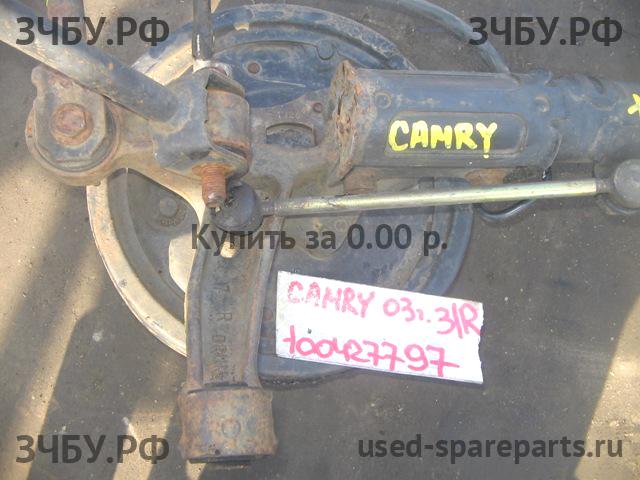 Toyota Camry 5 (V30) Кулак задний правый