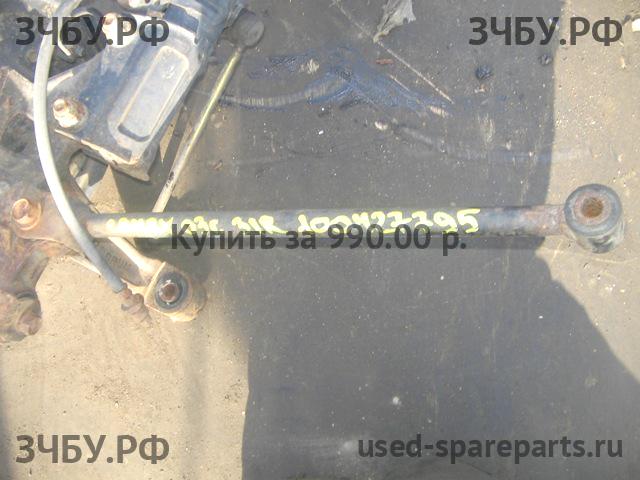 Toyota Camry 5 (V30) Рычаг задний правый