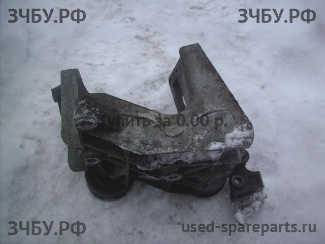 Ford Focus 1 Кронштейн