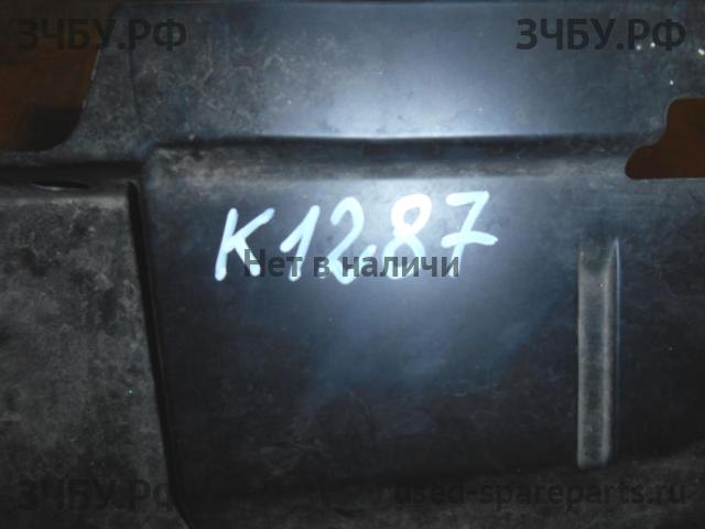 Mitsubishi Pajero/Montero 4 Решетка радиатора